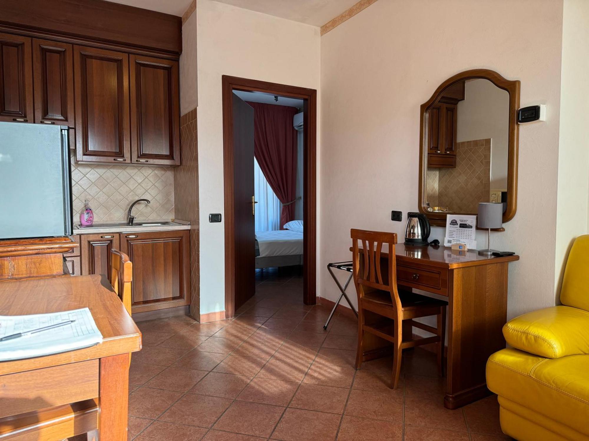 Euro House Inn Airport Fiumicino Exterior foto
