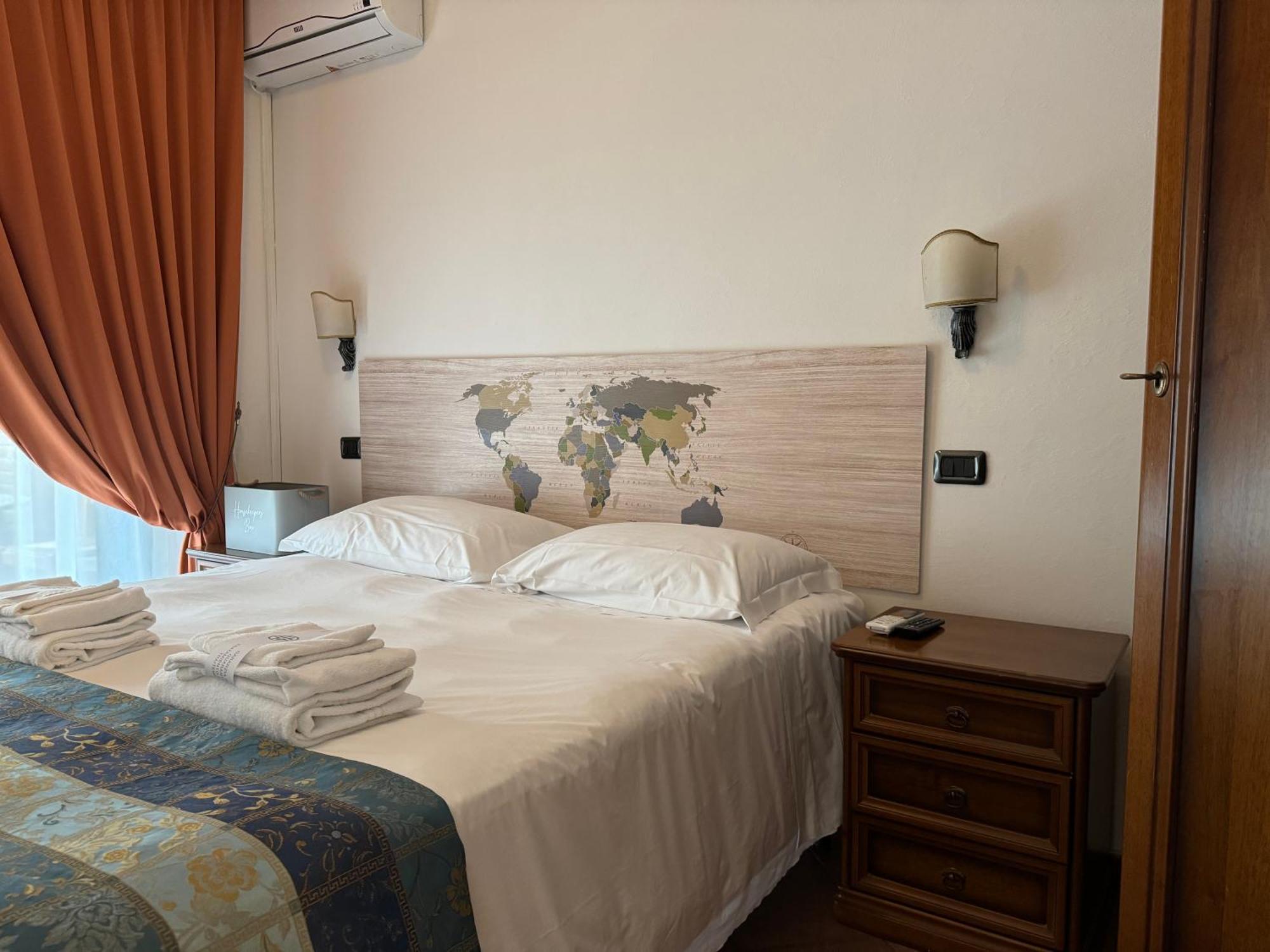 Euro House Inn Airport Fiumicino Exterior foto